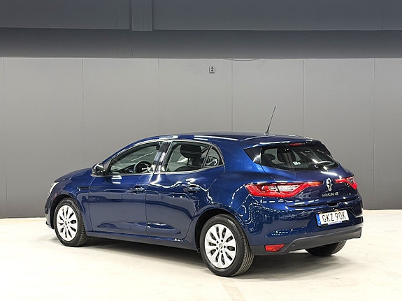 Renault Megane 10 of 12