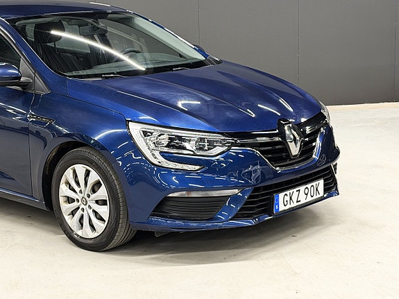 Renault Megane 8 of 12