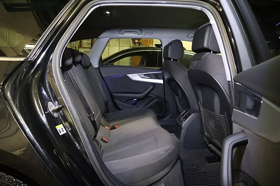 Audi A4 21 of 27