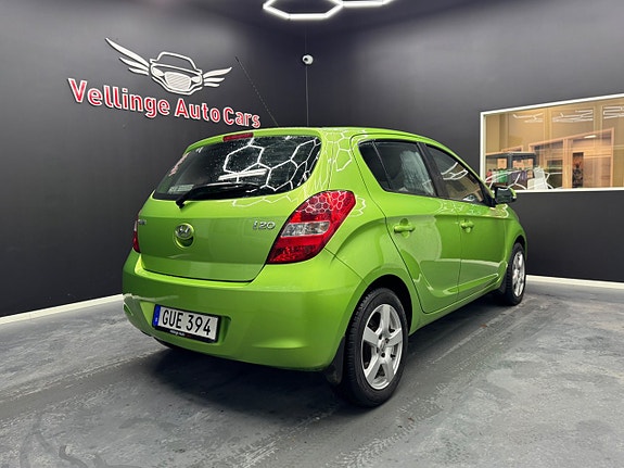 Hyundai i20 3 of 5