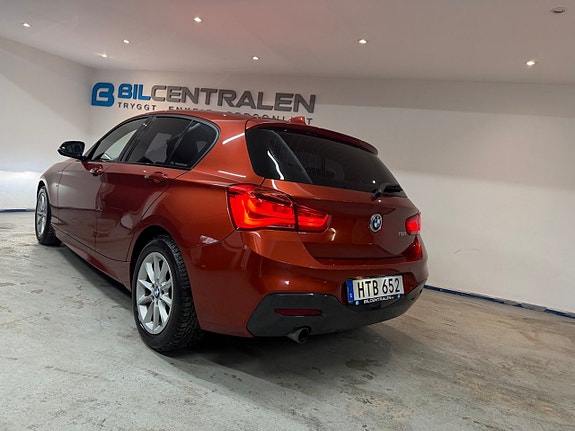 BMW 118i 5 of 5