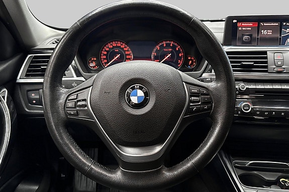 BMW 320 12 of 19