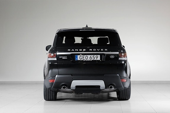 Land Rover Range Rover Sport 5 of 5