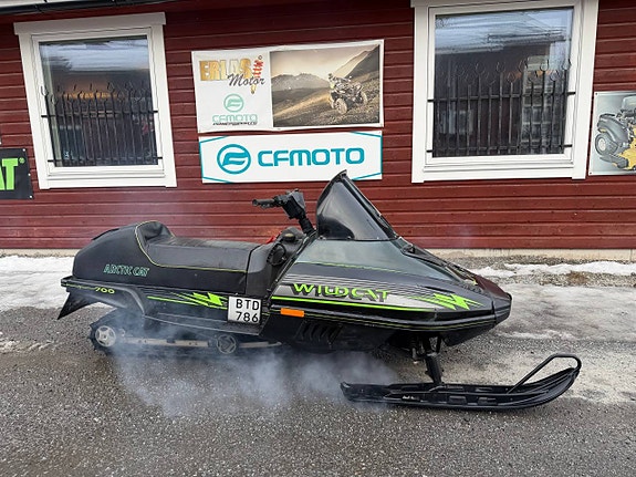 Arctic Cat Wildcat 700 Efi