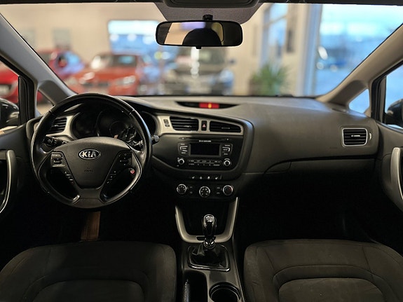 Kia Ceed 15 of 21