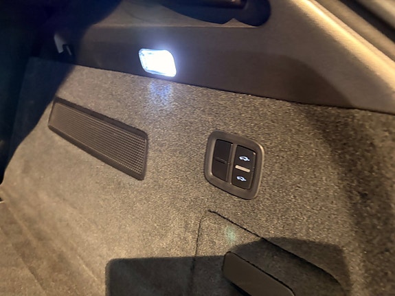 Porsche Cayenne S 13 of 23