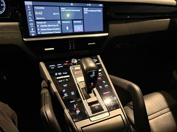 Porsche Cayenne S 20 of 23