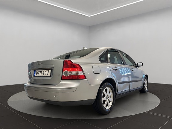 Volvo S40 8 of 22