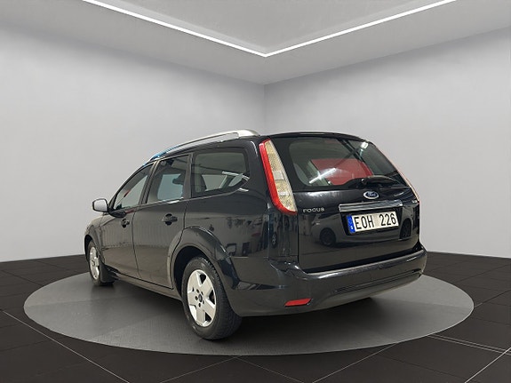 Ford Focus 9 of 22