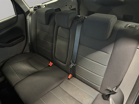 Ford Focus 21 of 22