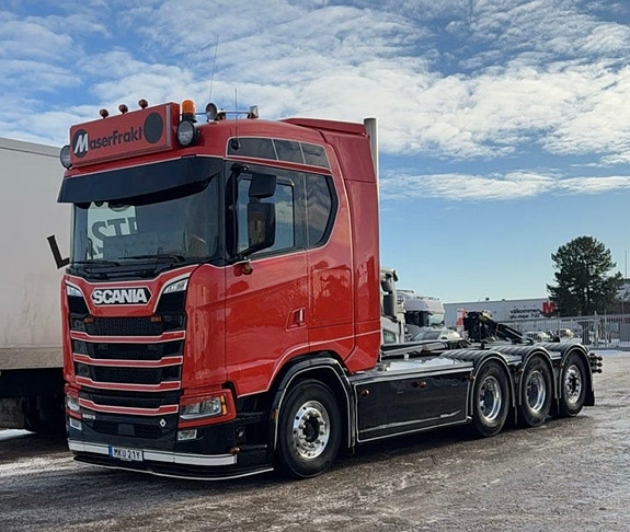SCANIA NEXTGEN S660 V8 SPRIDERBIL LASTVÄXLARE TRIDEM