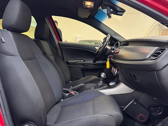 Alfa Romeo Giulietta 12 of 27