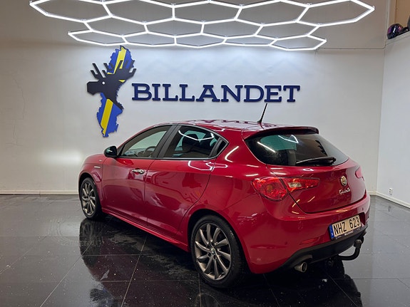 Alfa Romeo Giulietta 4 of 27