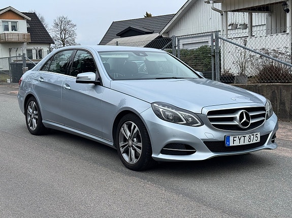 Mercedes-Benz E250 5 of 5