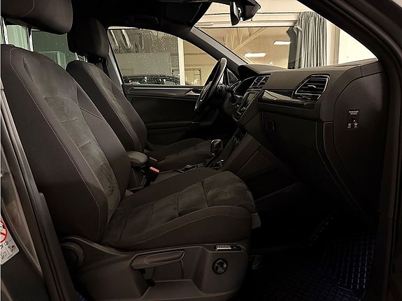 Volkswagen Tiguan 8 of 26