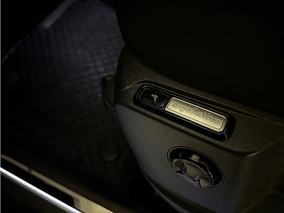 Volkswagen Tiguan 15 of 26