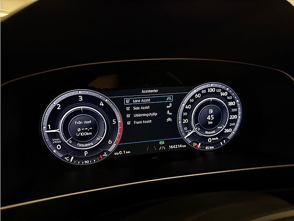 Volkswagen Tiguan 4 of 5