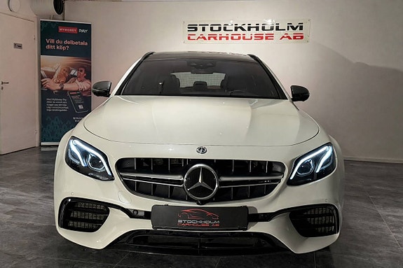 Mercedes-Benz AMG GT Coupe 3 of 5