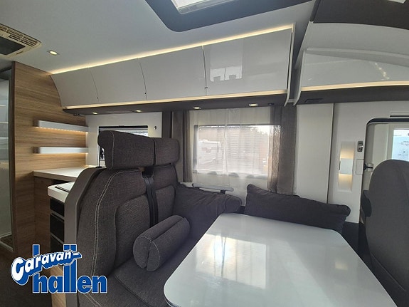 Adria Sonic Supreme I 810 SL (Hydrauliska stödben /AC/Solpanel) 13 of 27