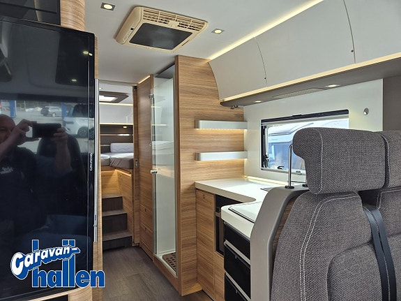 Adria Sonic Supreme I 810 SL (Hydrauliska stödben /AC/Solpanel) 17 of 27