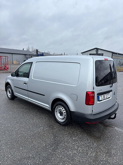 Volkswagen e-Caddy Maxi 3 of 5