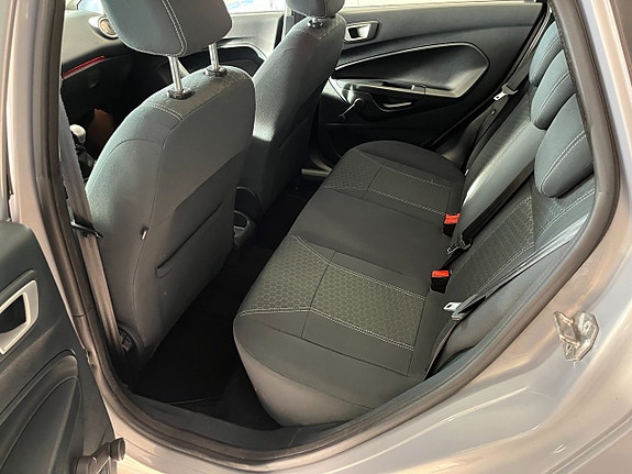 Ford Fiesta 8 of 9
