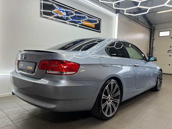 BMW 320 5 of 26