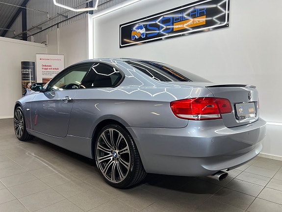 BMW 320 3 of 26