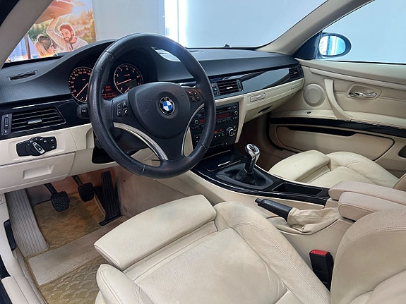 BMW 320 17 of 26