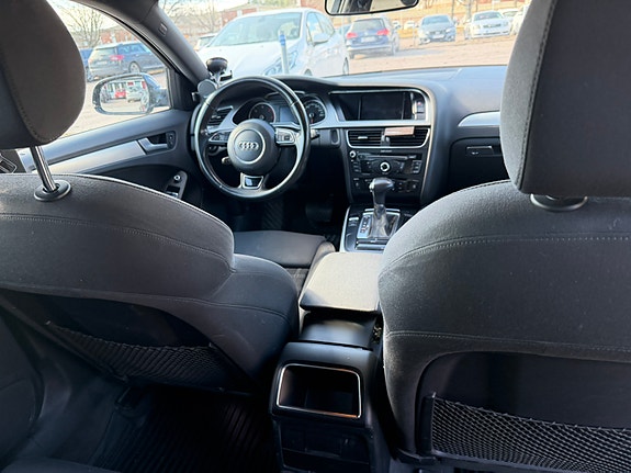 Audi A4 10 of 10