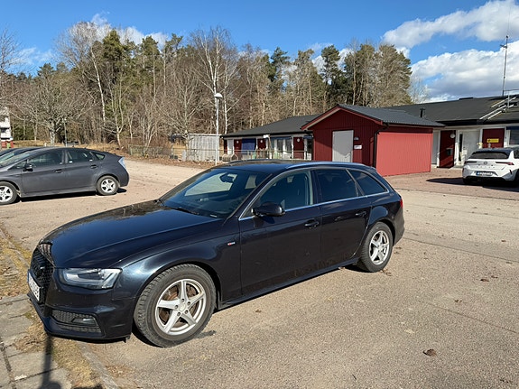 Audi A4 3 of 10