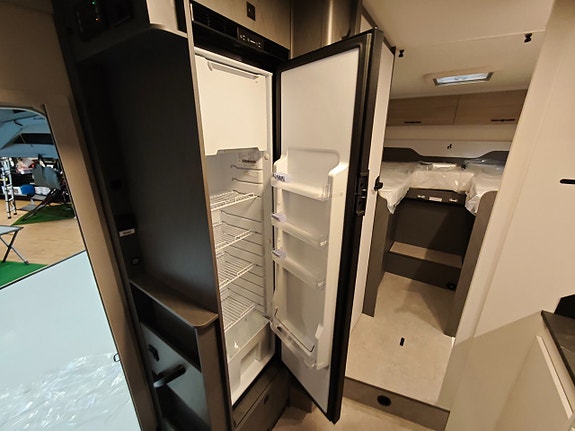 Etrusco T-MODEL BASE T 7.4 SB Automat / Truma Elpatron / 3500kg 16 of 26