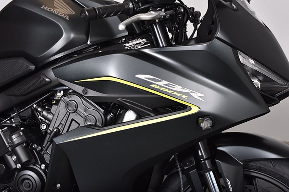 Honda CBR650R E-Clutch Beställnings MC 17 of 18