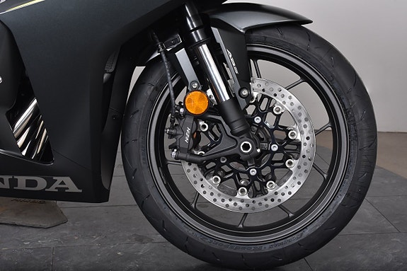 Honda CBR650R E-Clutch Beställnings MC 12 of 18