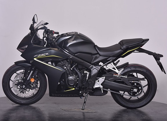 Honda CBR650R E-Clutch Beställnings MC 4 of 18