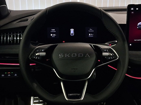 Skoda Superb 8 of 21