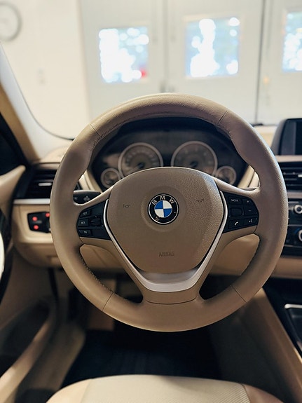BMW 318d 22 of 28