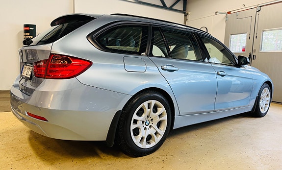 BMW 318d 13 of 28