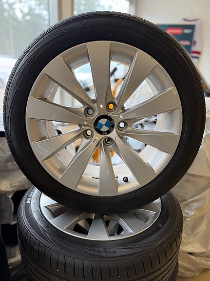 BMW 318d 28 of 28