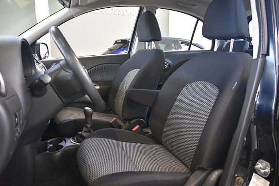 Nissan Micra 7 of 15