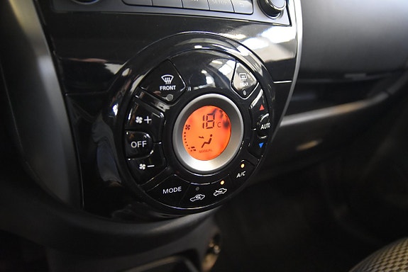 Nissan Micra 11 of 15