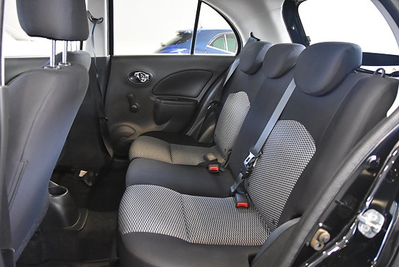Nissan Micra 14 of 15