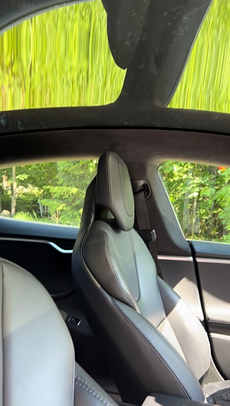 Tesla Model S 9 of 14
