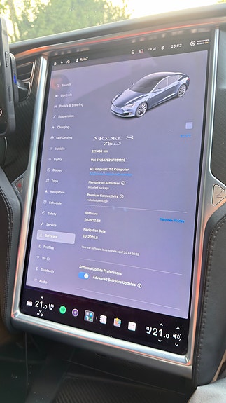 Tesla Model S 14 of 14