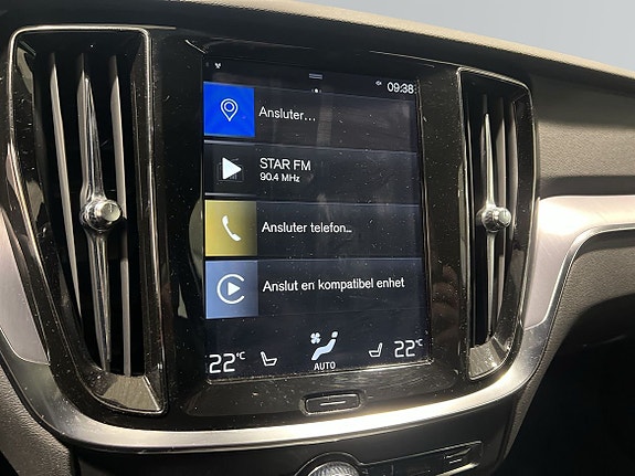 Volvo V60 Cross Country 15 of 29