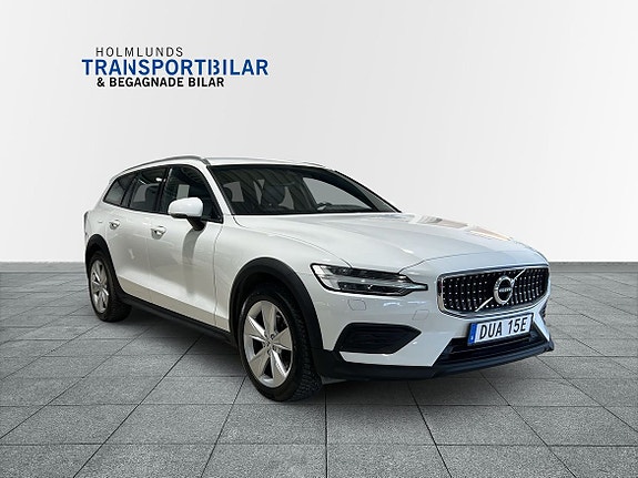 Volvo V60 Cross Country 19 of 29