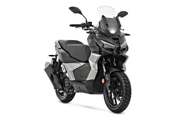Voge SR1 ADV 3 of 5