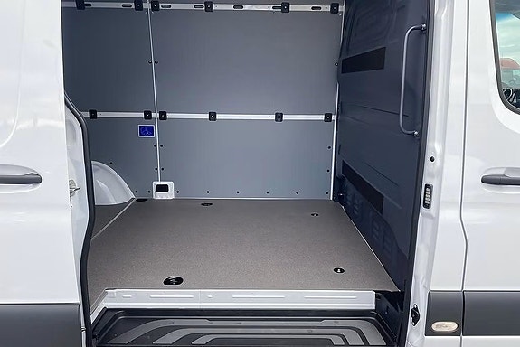 Mercedes-Benz Sprinter 317 6 of 7