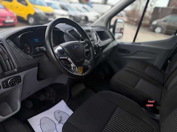 Ford Transit 6 of 18