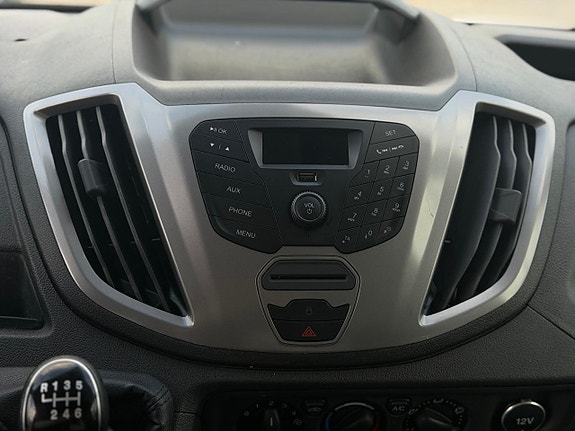 Ford Transit 7 of 18
